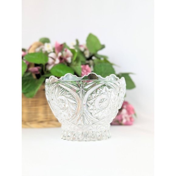 Clear Glass Round Pedestal Candy Bowl Vintage Pressed Glass Small Glass Bowl - Picture 4 of 10